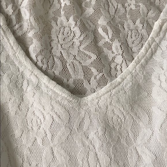 White Hollister Dress - Picture 2 of 4